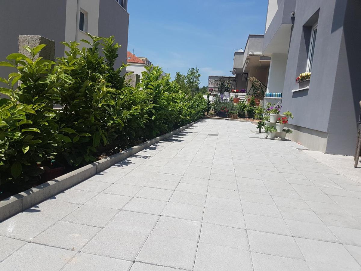 Apartments Marusic Makarska Eksteriør bilde