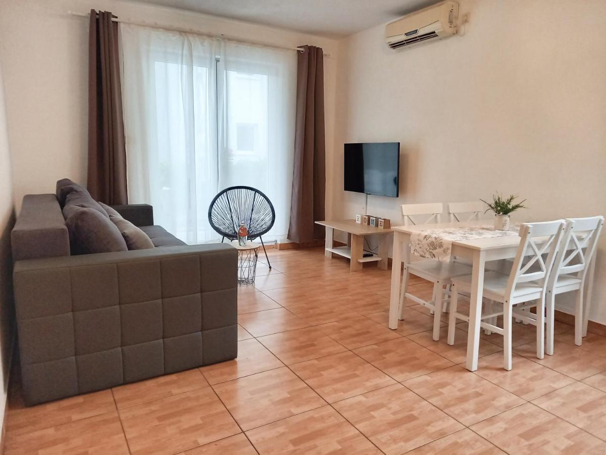 Apartments Marusic Makarska Eksteriør bilde