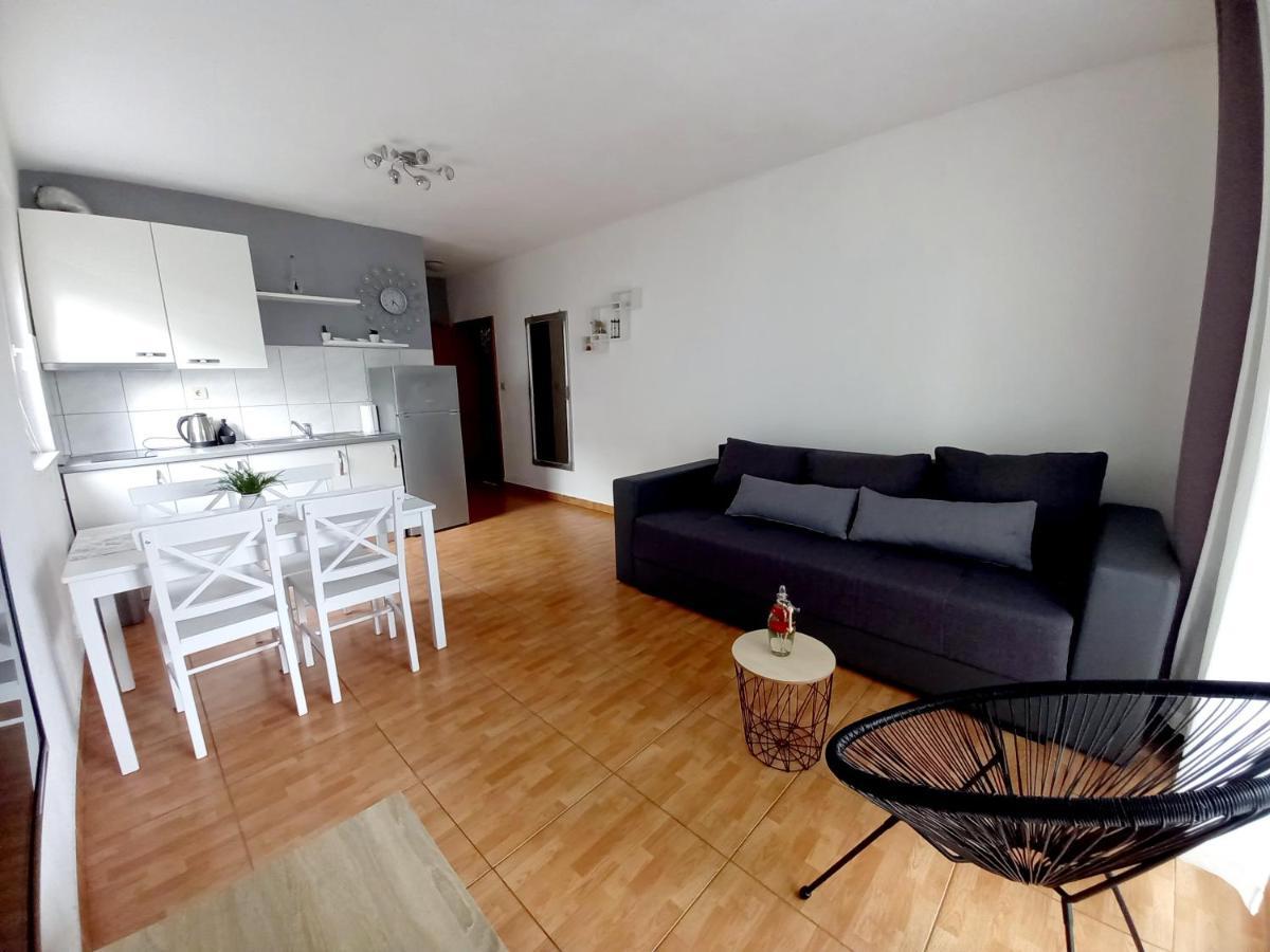 Apartments Marusic Makarska Eksteriør bilde