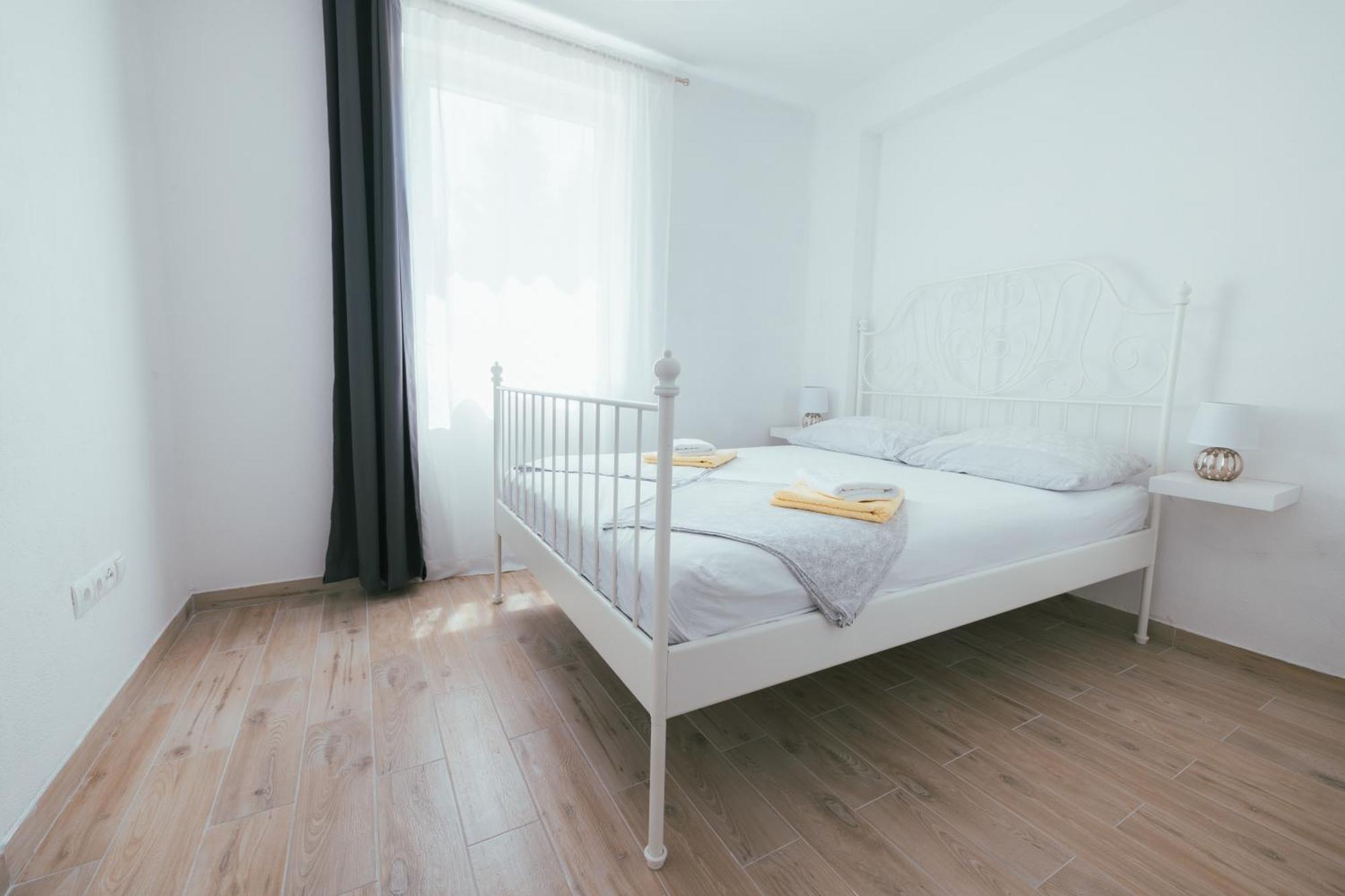 Apartments Marusic Makarska Eksteriør bilde