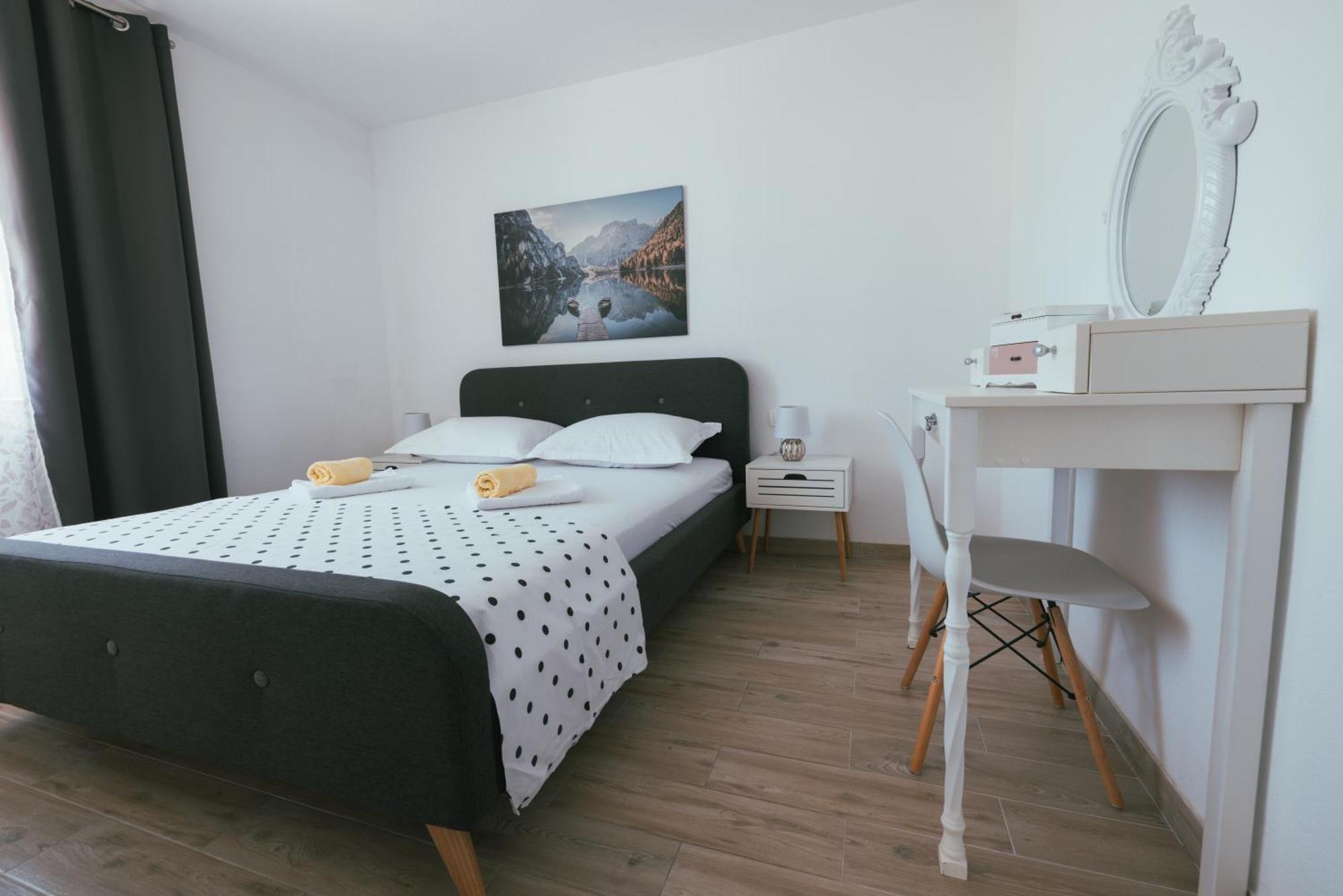 Apartments Marusic Makarska Rom bilde